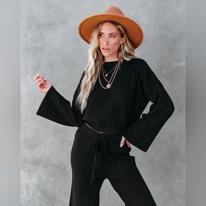 NEVER WORN - Autumn Splendor Ribbed Knit Crop Top